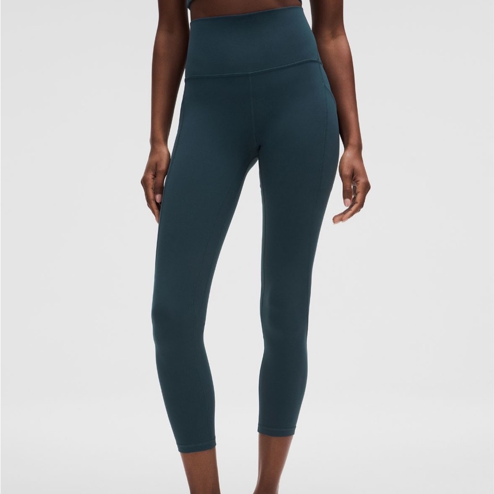 Lululemon’s Align HR Pant 25” Pockets